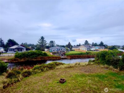 189 N Razor Clam Drive SW, Ocean Shores, WA 98569 - Photo 11