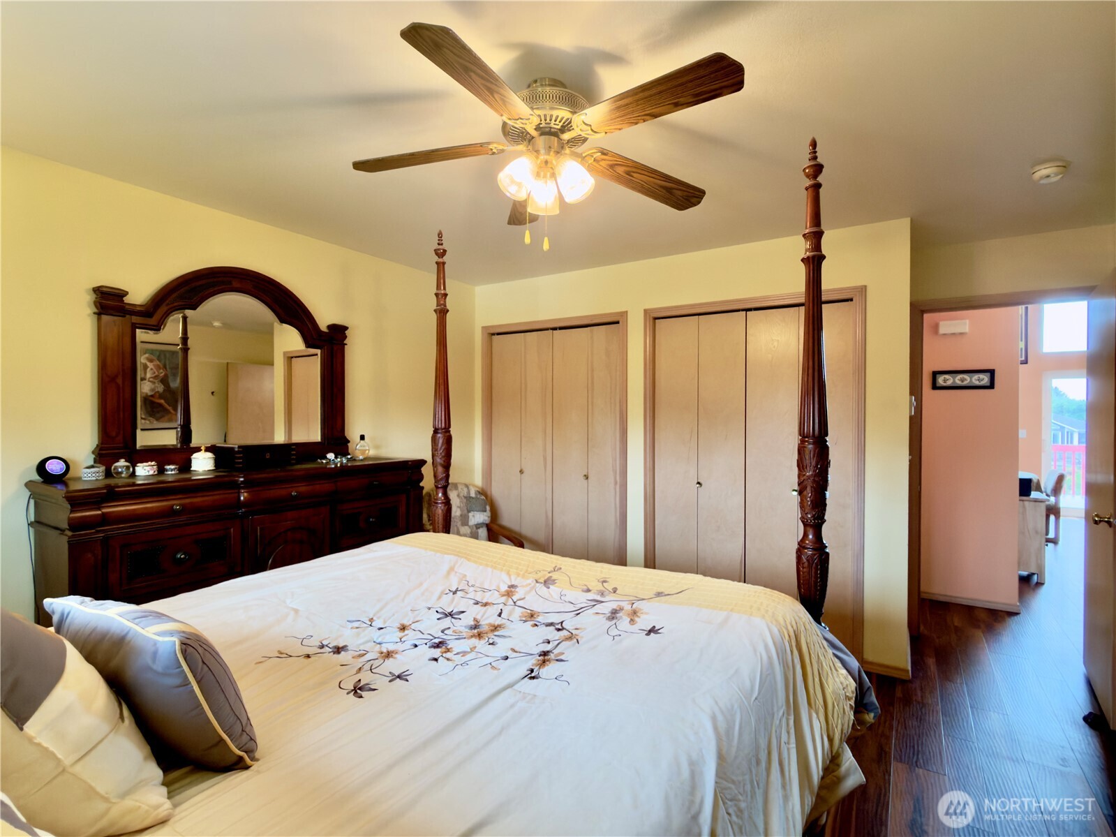 189 N Razor Clam Drive SW, Ocean Shores, WA 98569