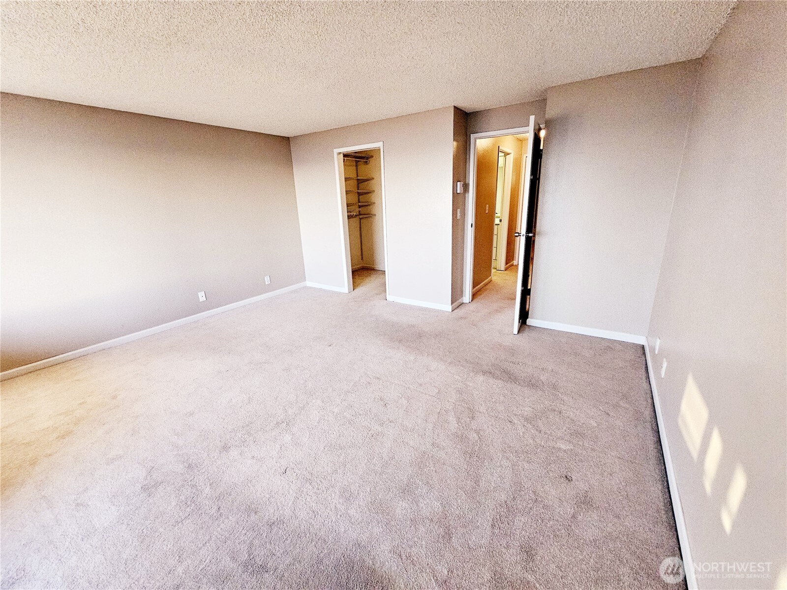 600 S State Street #101, Bellingham, WA 98225