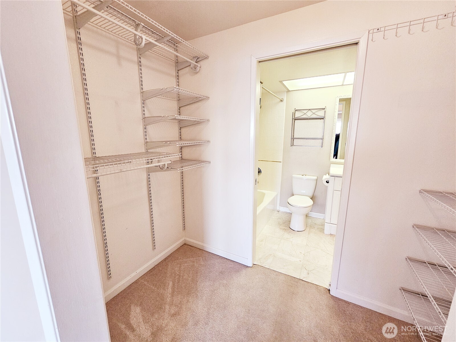 600 S State Street #101, Bellingham, WA 98225