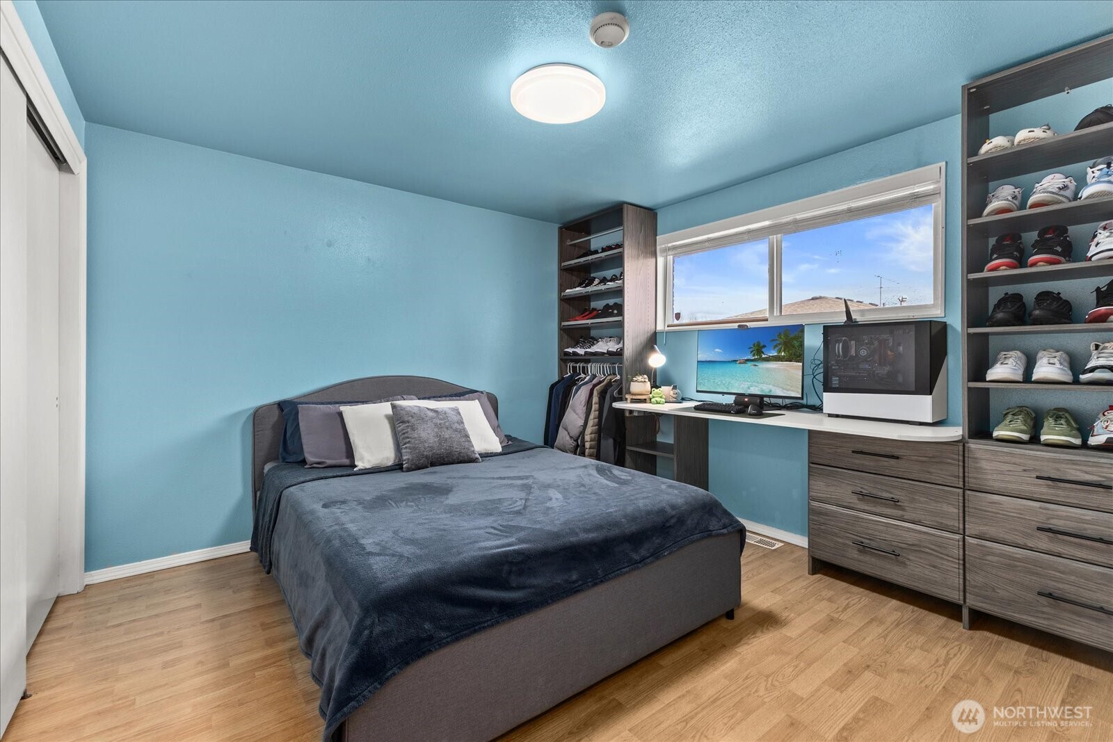 707 E James Street , Kent, WA 98031