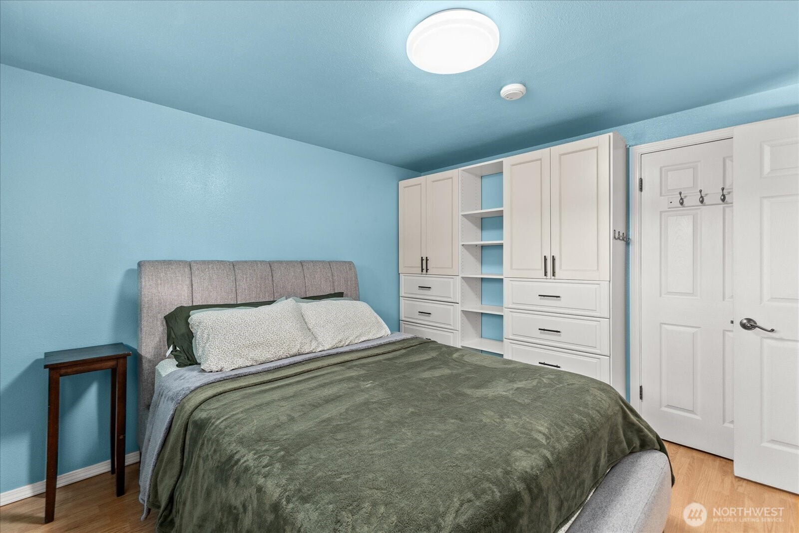 707 E James Street , Kent, WA 98031