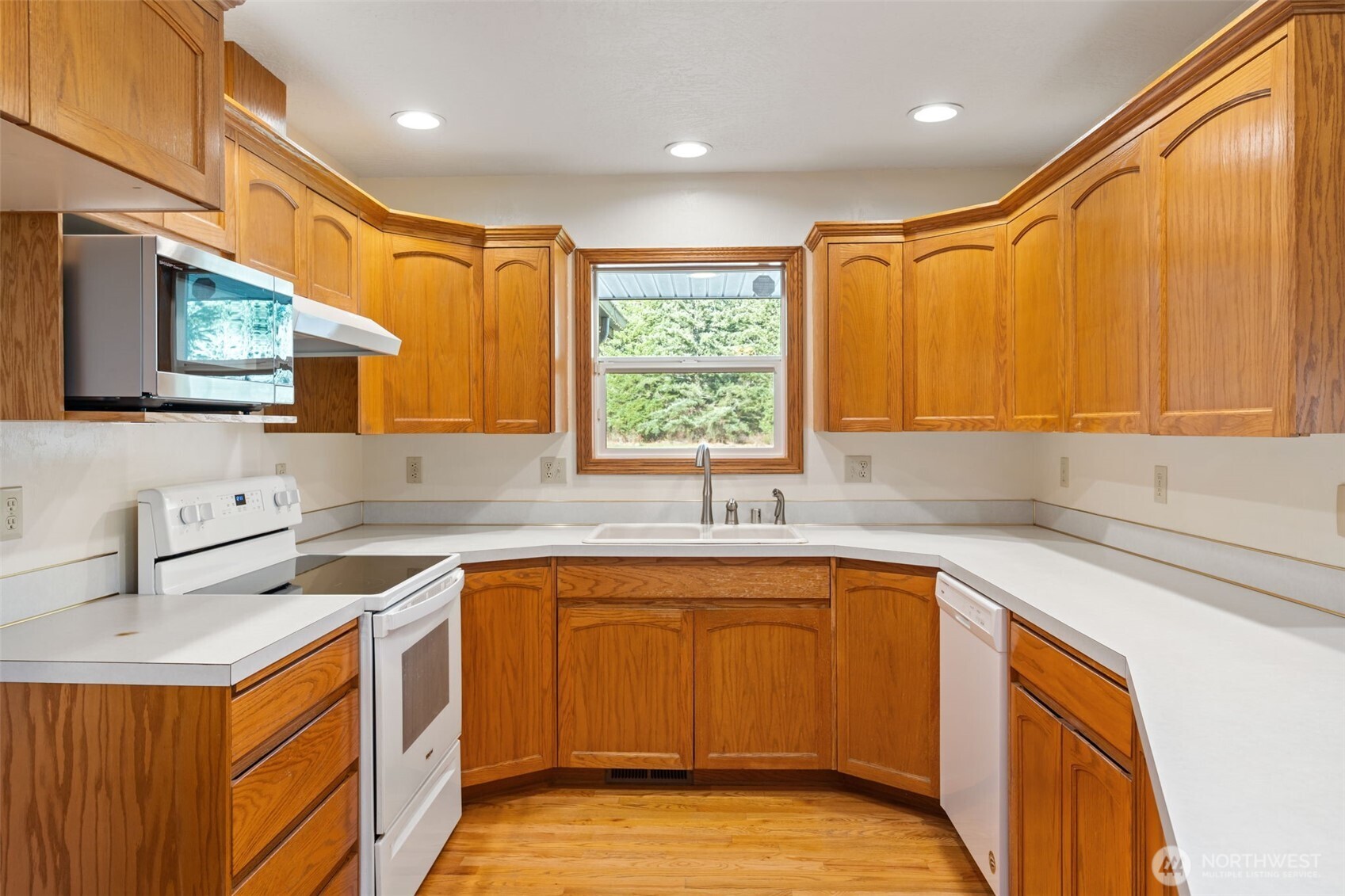 5008 Dodjatree Lane SE, Olympia, WA 98501