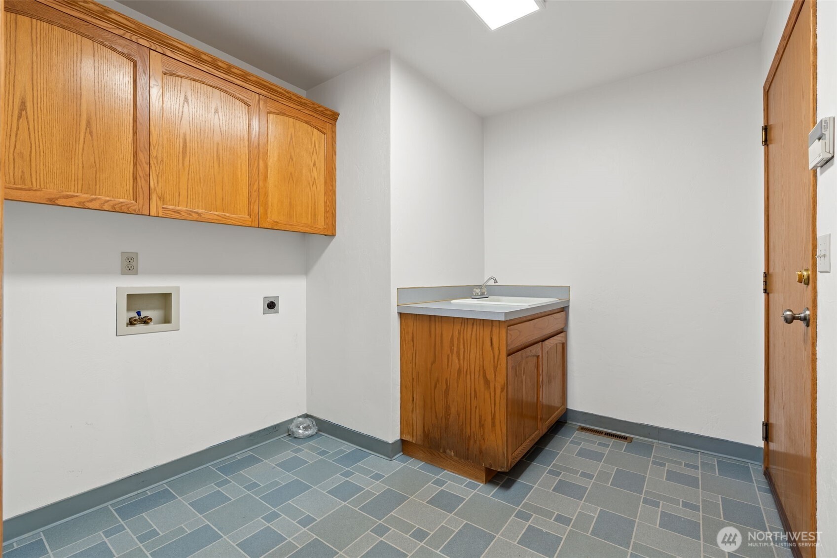 5008 Dodjatree Lane SE, Olympia, WA 98501