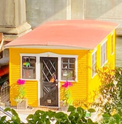 3304 Fuhrman Avenue E #10, Seattle, WA 98102