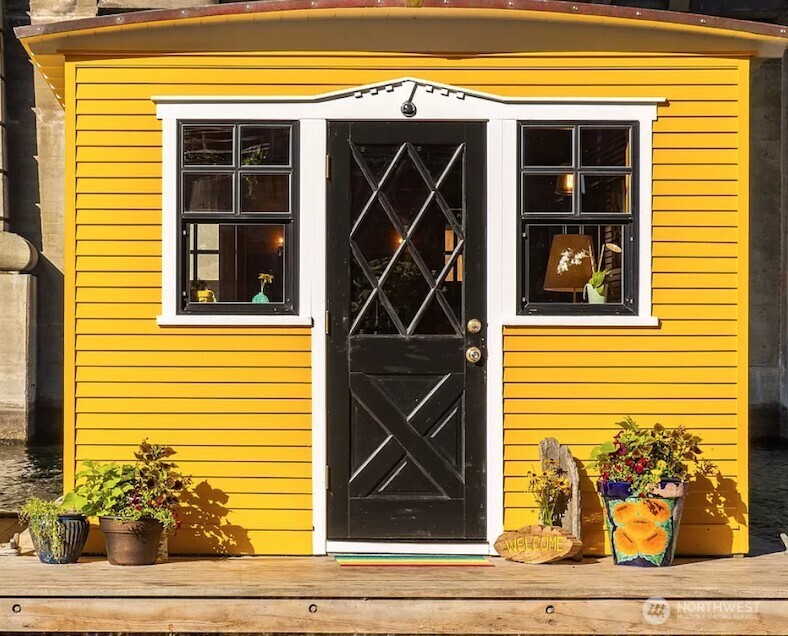 3304 Fuhrman Avenue E #10, Seattle, WA 98102