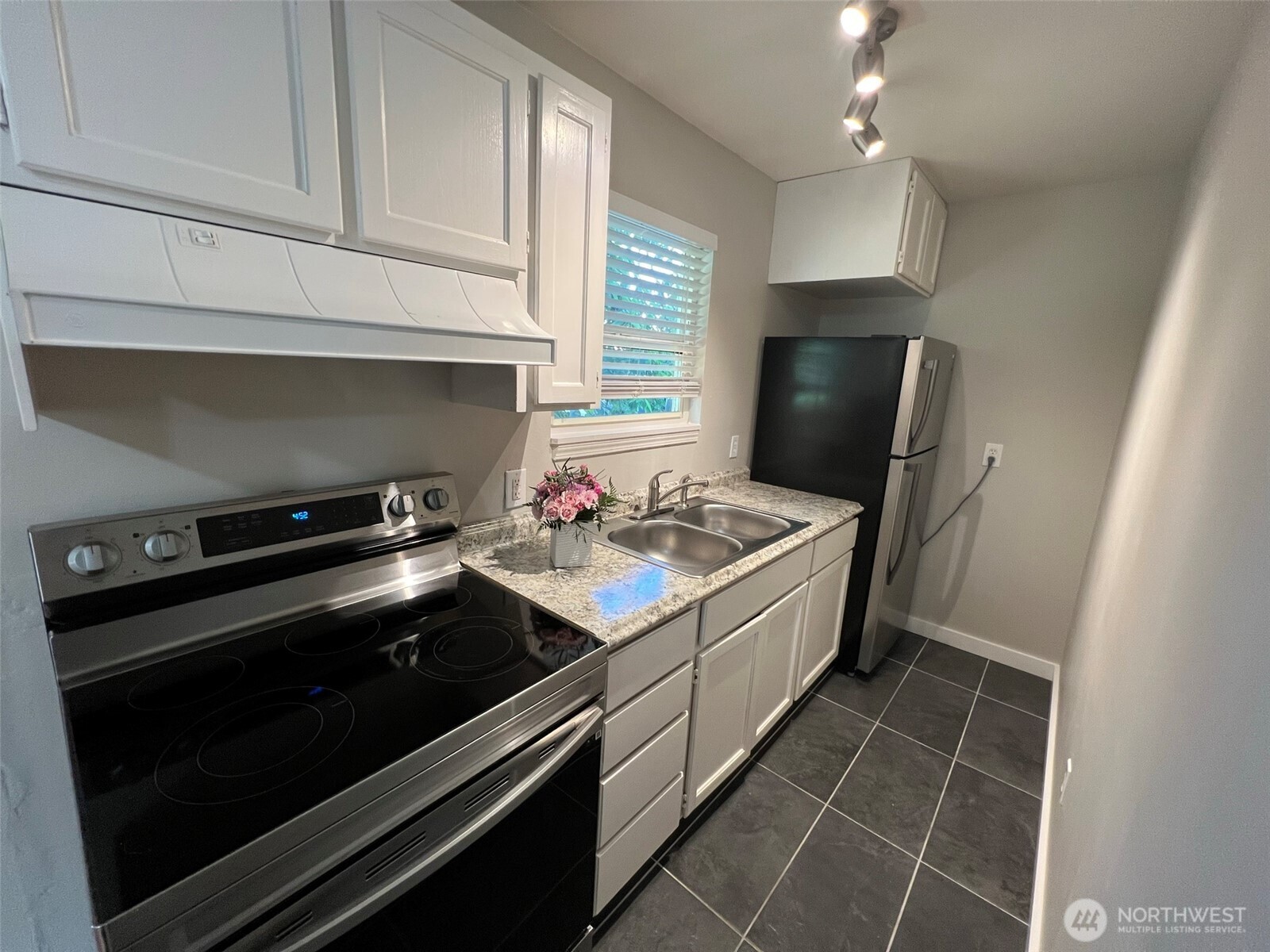 316 S Granite Avenue , Granite Falls, WA 98252