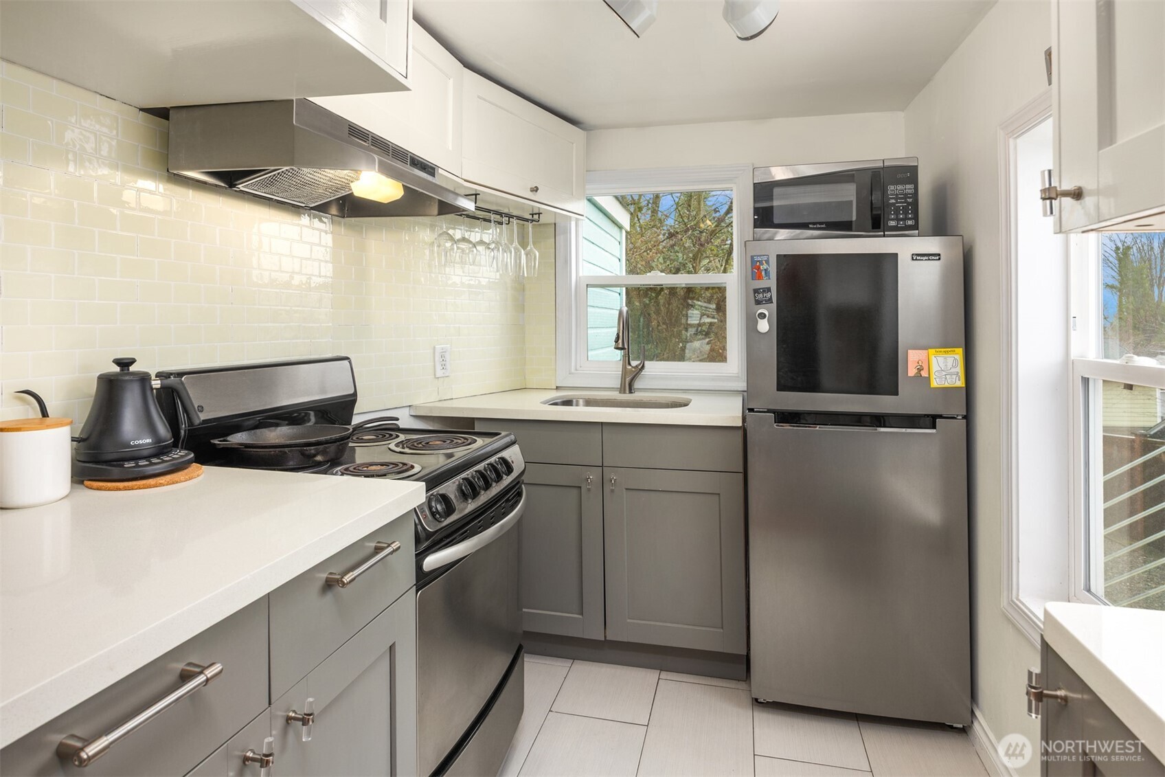 3010 SW City View Street , Seattle, WA 98126