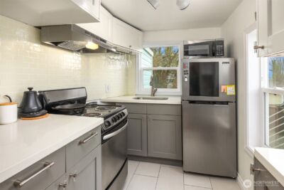 3010 SW City View Street , Seattle, WA 98126 - Photo 9