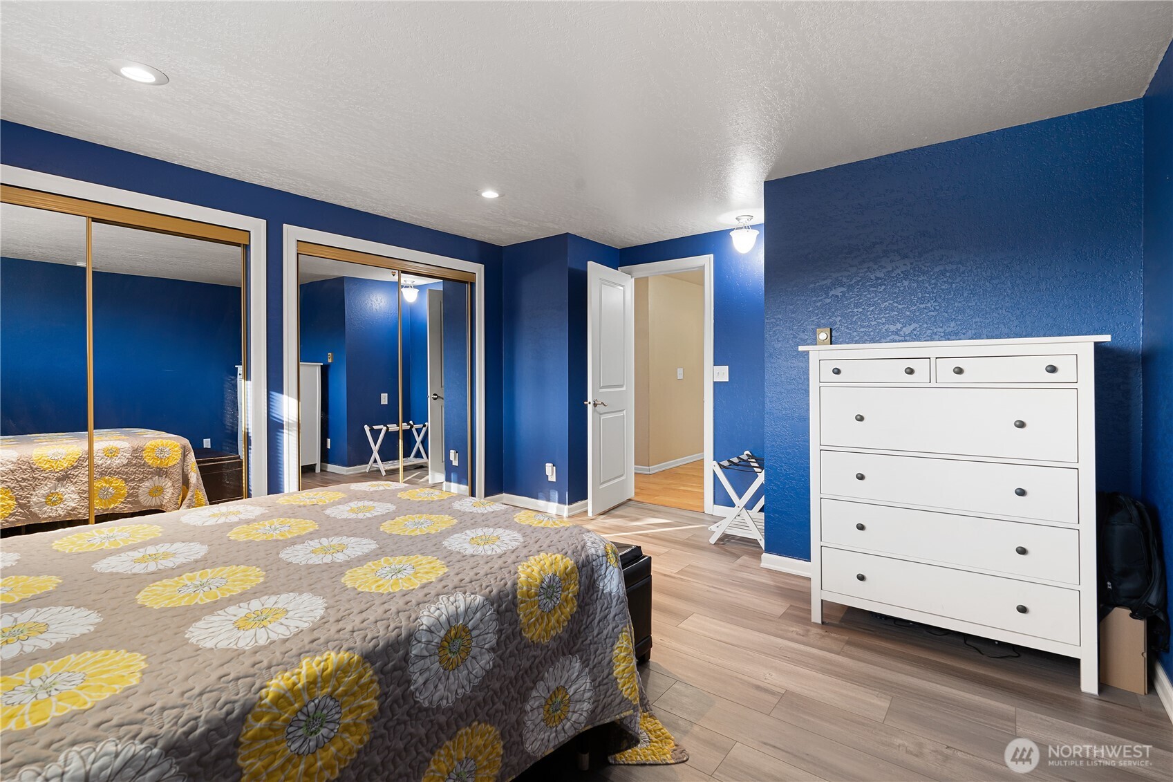 813 S 227th Place #5, Des Moines, WA 98198