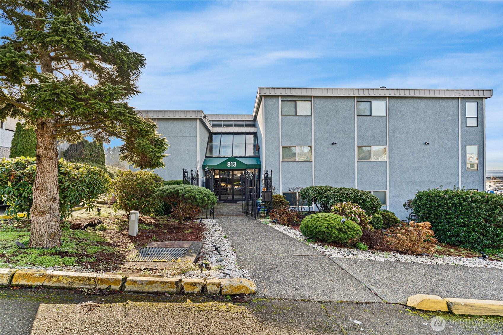 813 S 227th Place #5, Des Moines, WA 98198