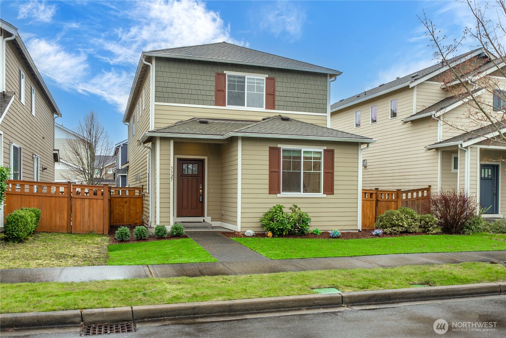 3327 Hydra Street NE, Lacey, WA 98516