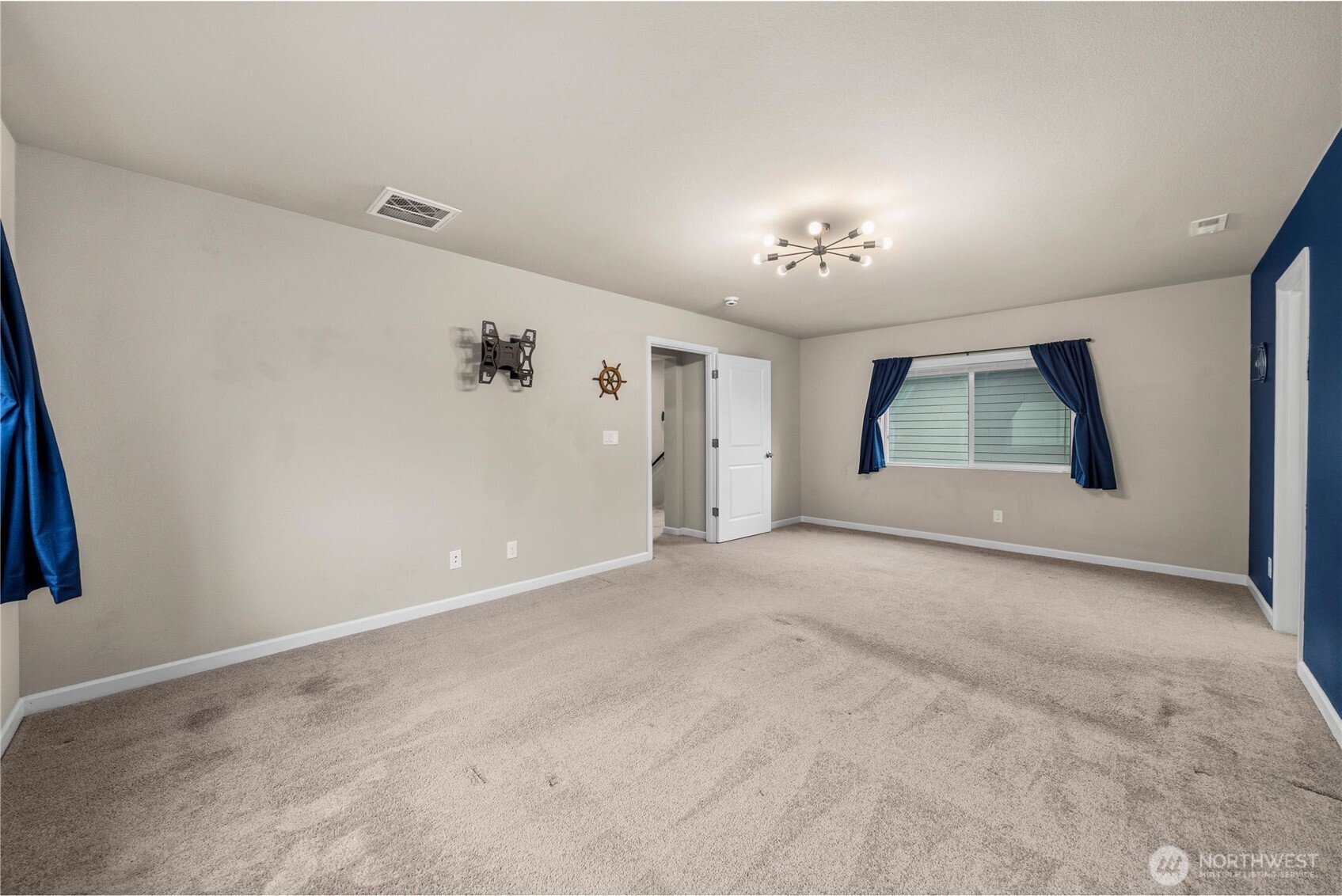 3327 Hydra Street NE, Lacey, WA 98516