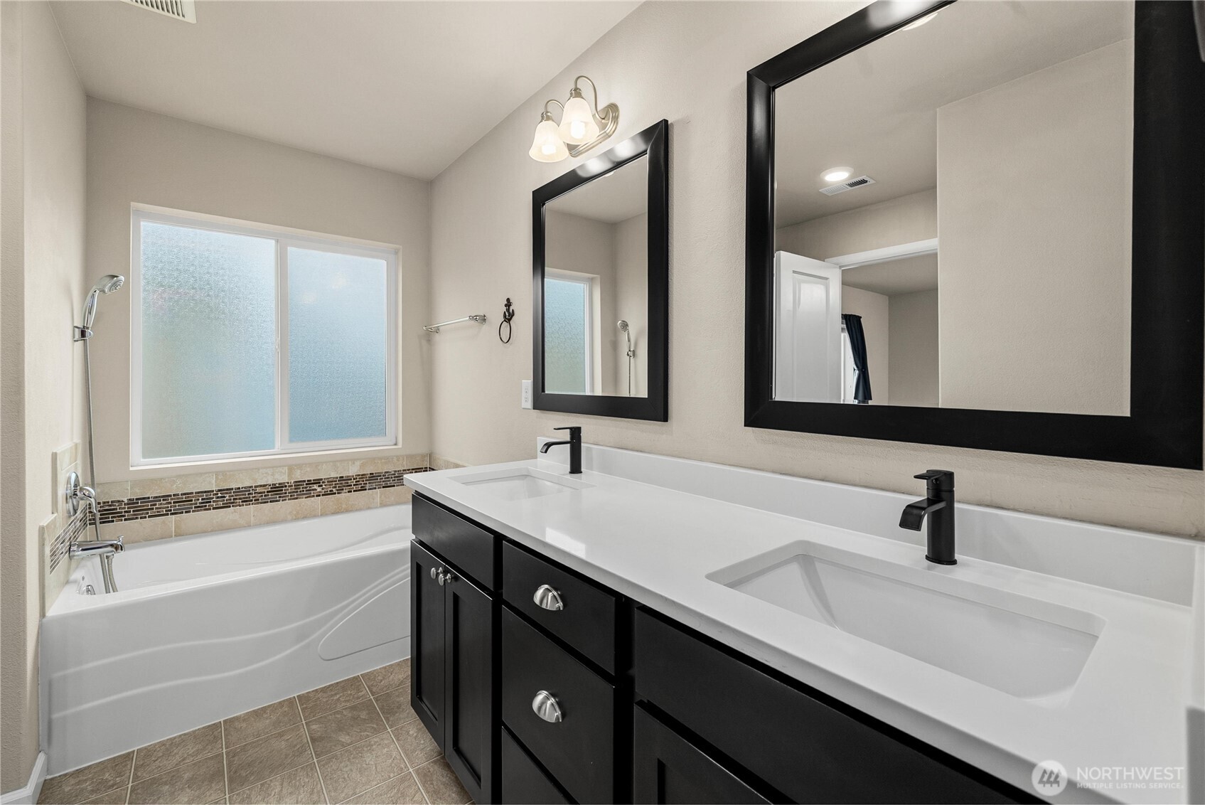 3327 Hydra Street NE, Lacey, WA 98516