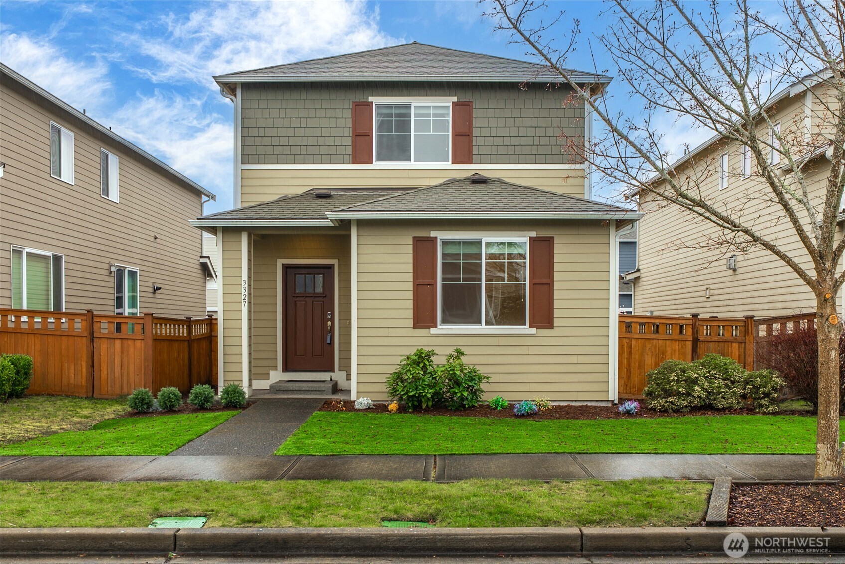 3327 Hydra Street NE, Lacey, WA 98516