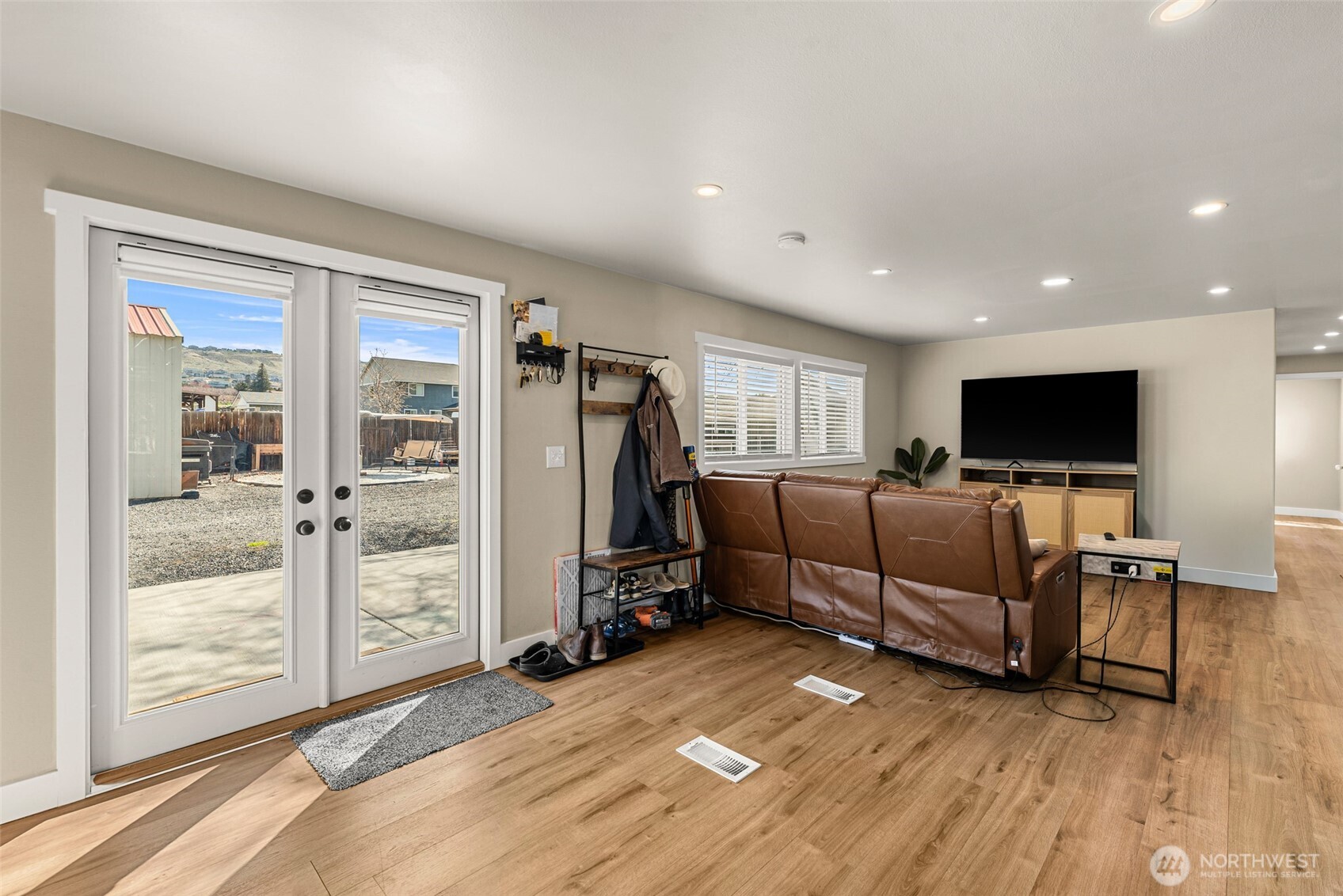 420 30th Street NW, East Wenatchee, WA 98802