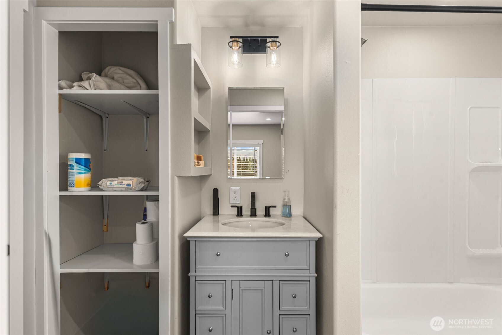 420 30th Street NW, East Wenatchee, WA 98802