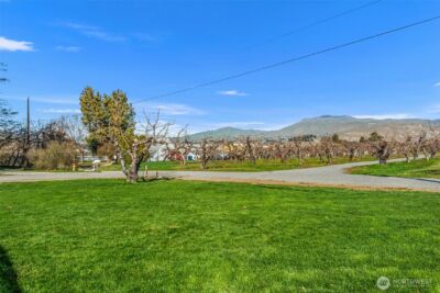 420 30th Street NW, East Wenatchee, WA 98802 - Photo 25