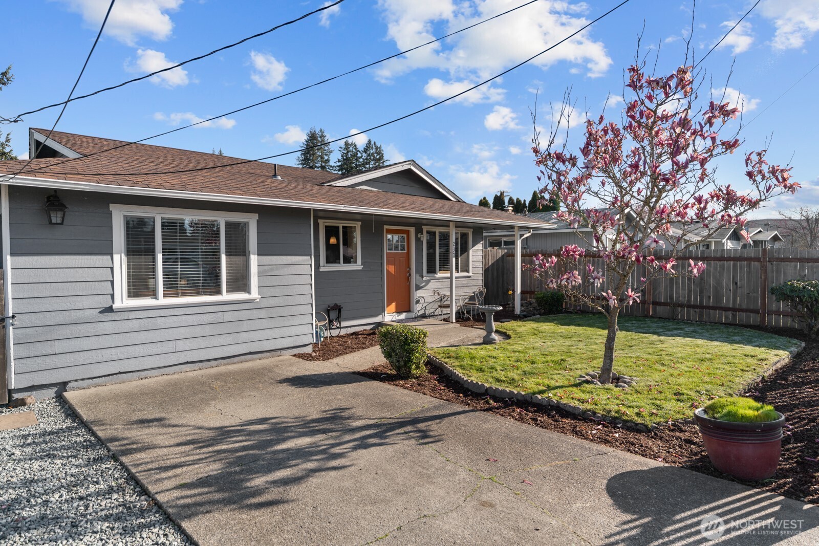 237 169th St S , Spanaway, WA 98387