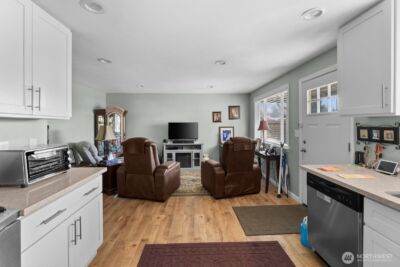 237 169th St S , Spanaway, WA 98387 - Photo 9