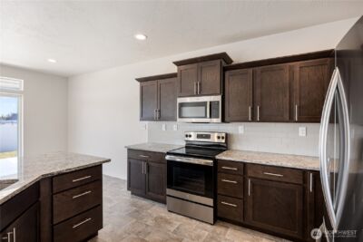 4241 W Wood Court , Moses Lake, WA 98837 - Photo 12
