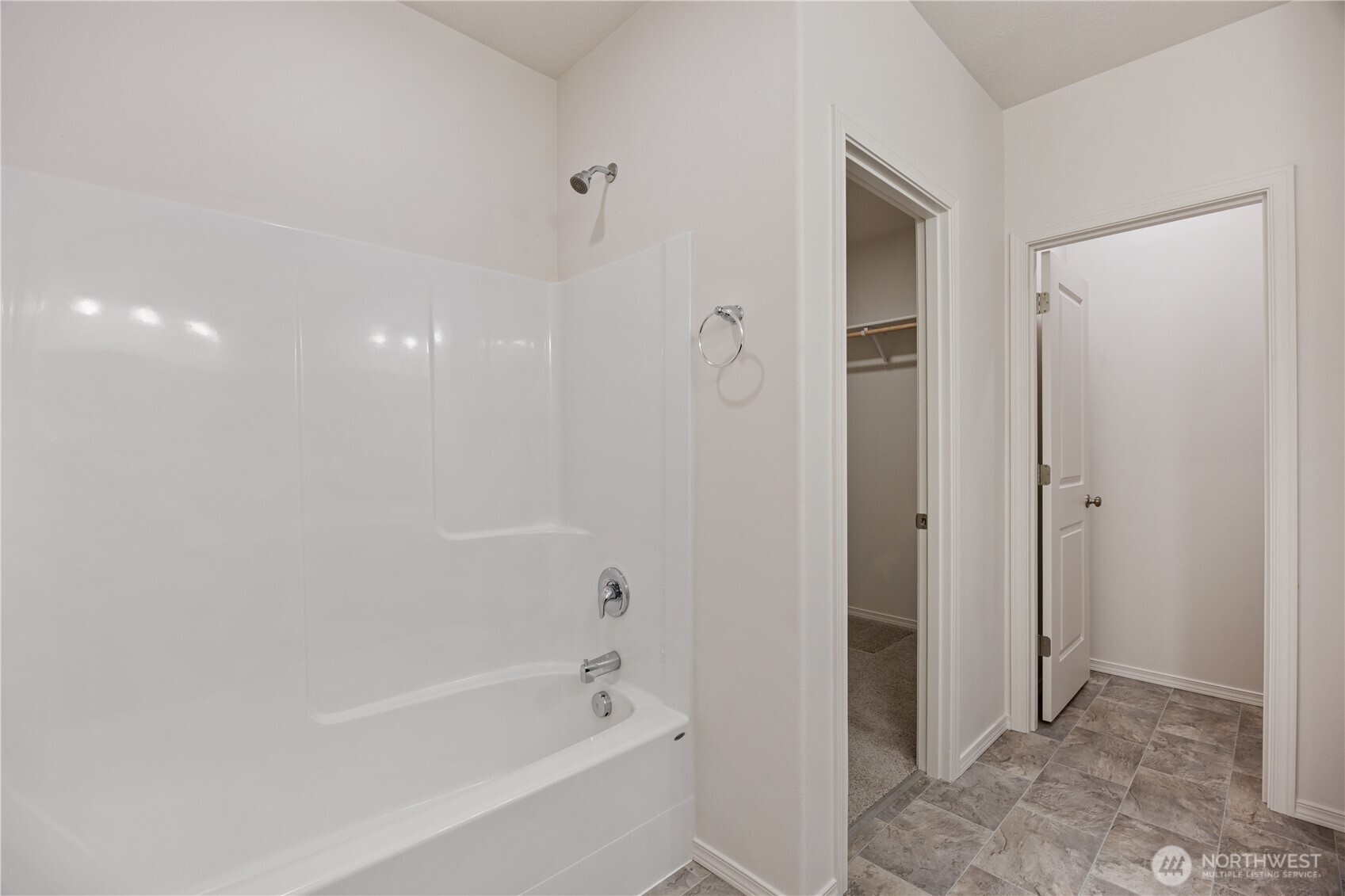 4241 W Wood Court , Moses Lake, WA 98837