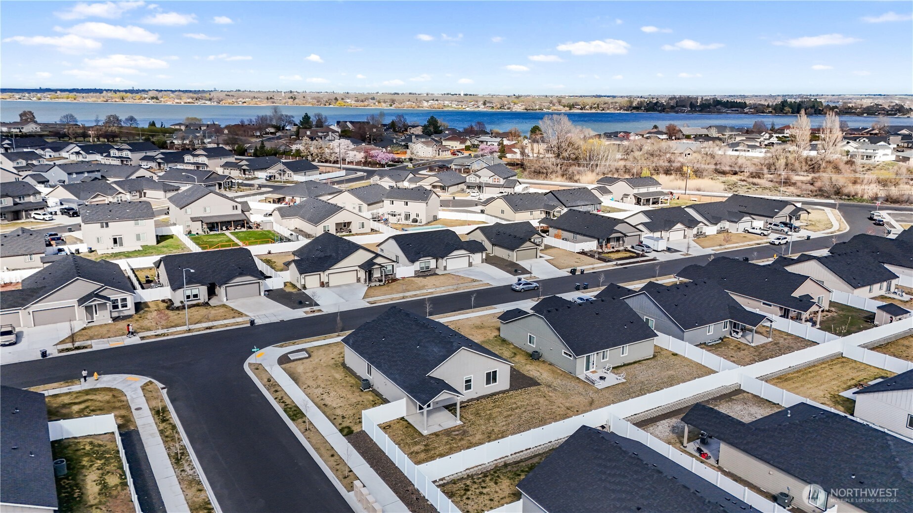 4241 W Wood Court , Moses Lake, WA 98837