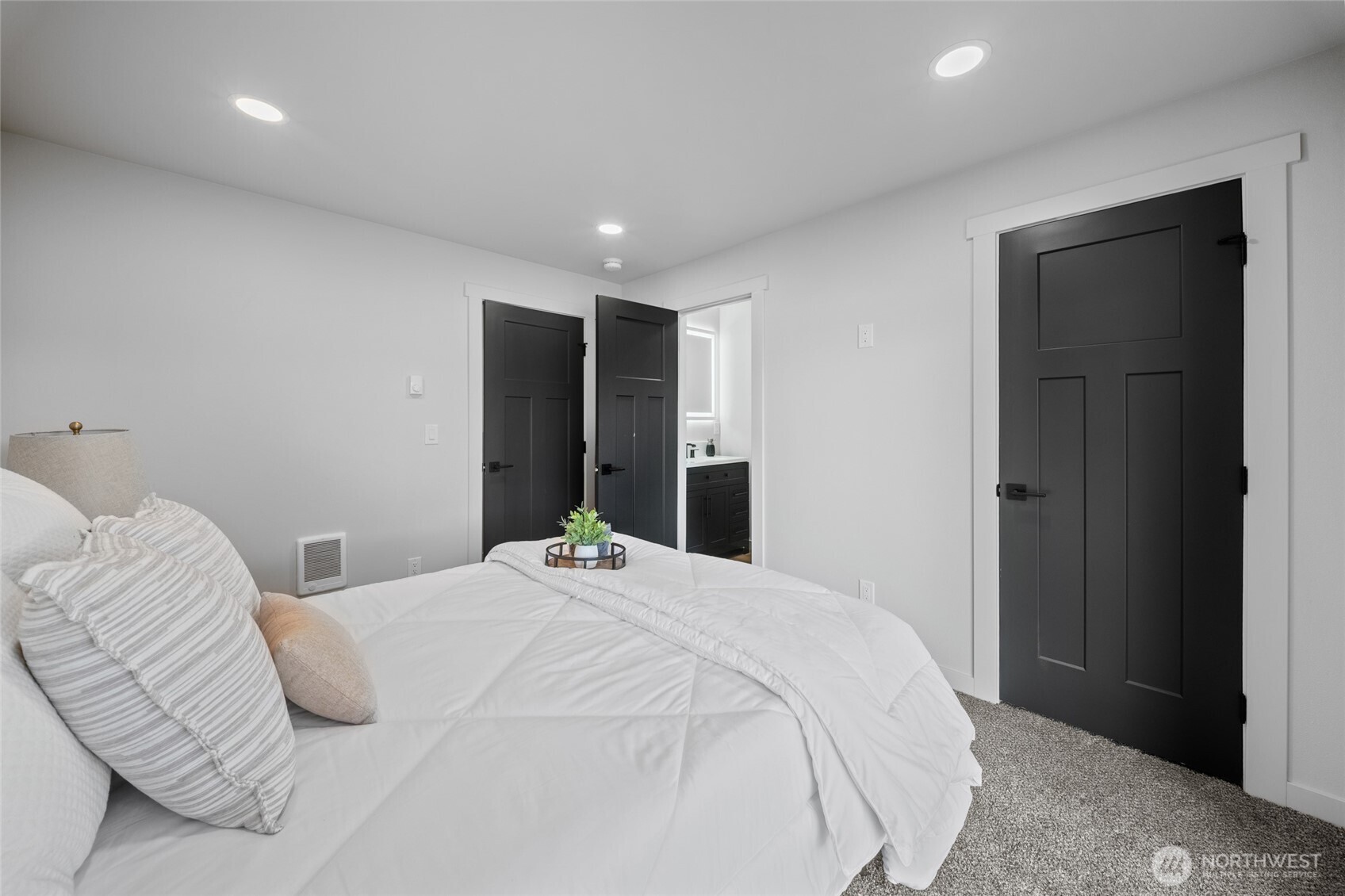 5218 Pattison Lake Lane SE, Olympia, WA 98513