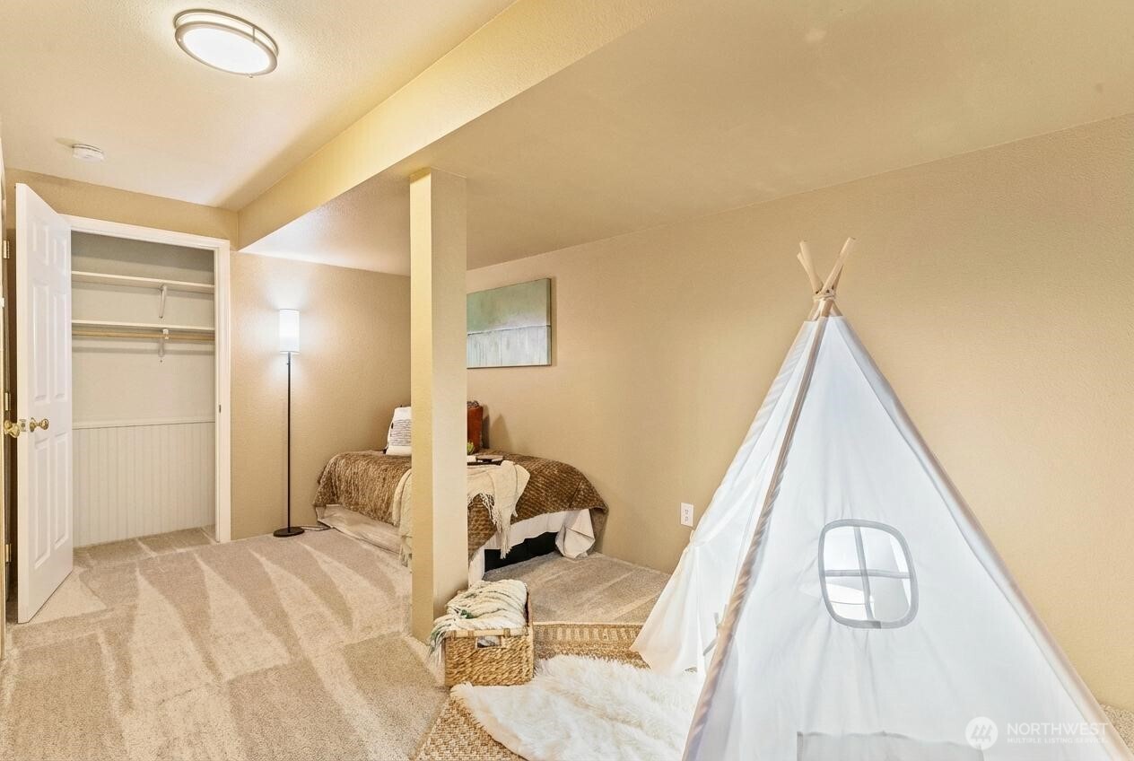 2120 Highland Avenue #105, Everett, WA 98201