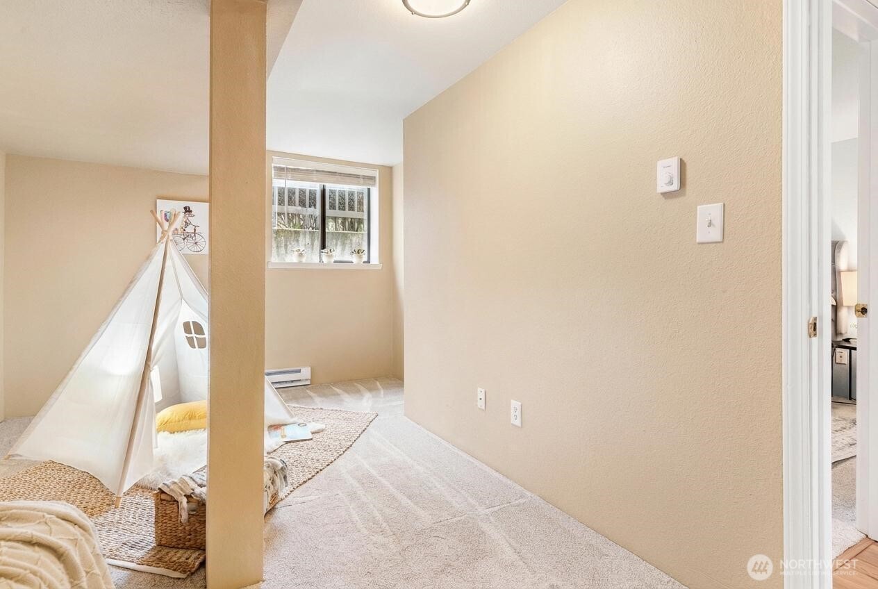 2120 Highland Avenue #105, Everett, WA 98201