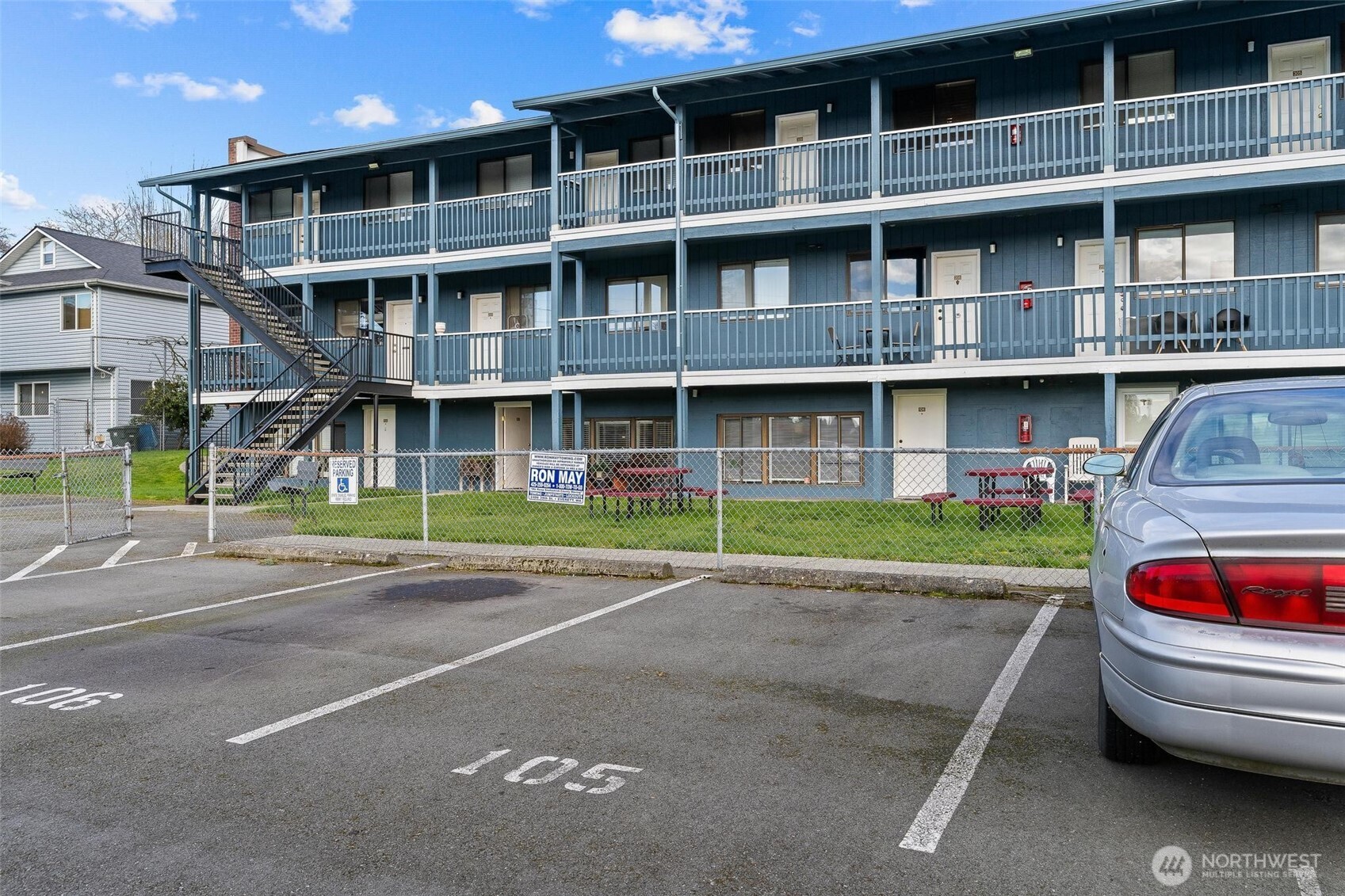 2120 Highland Avenue #105, Everett, WA 98201