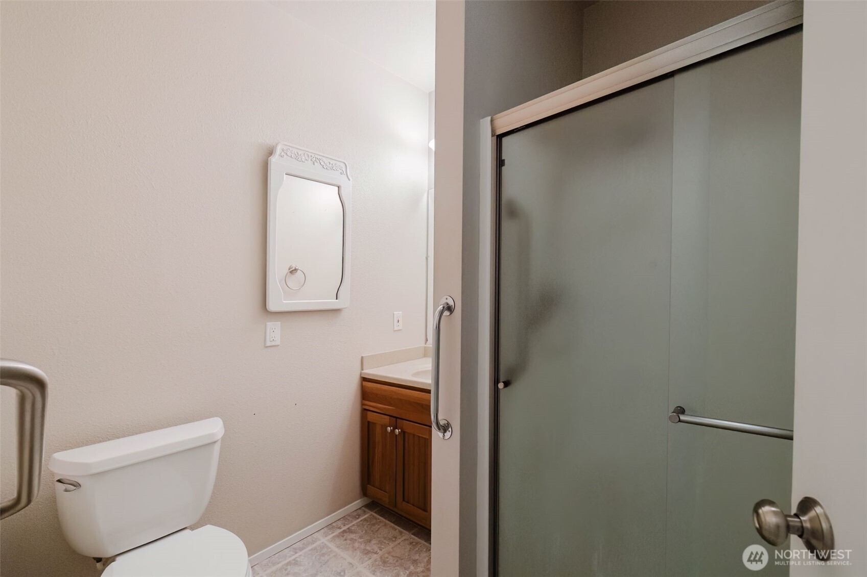 7600 Sandy Way NE, Poulsbo, WA 98370