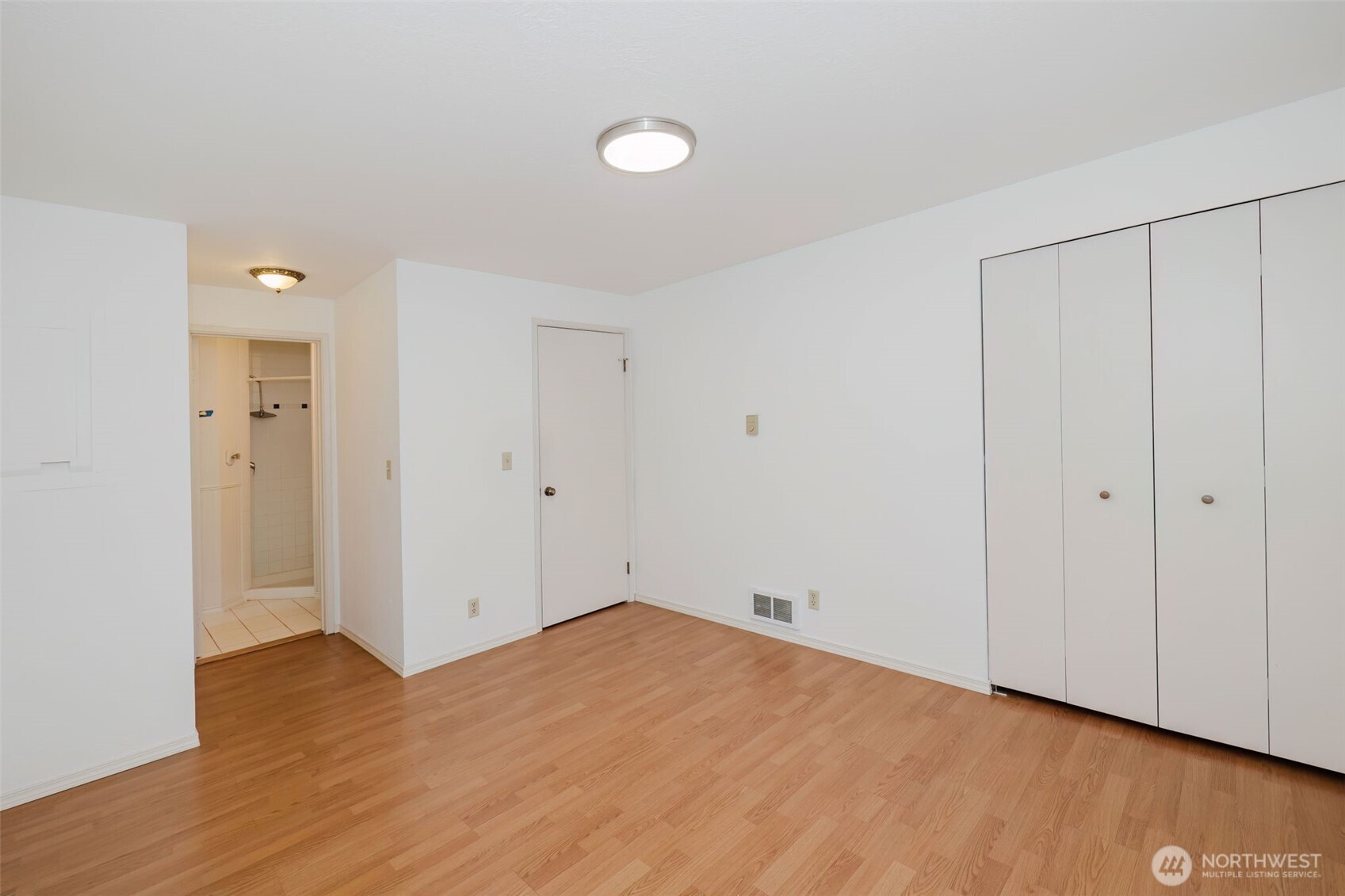 7600 Sandy Way NE, Poulsbo, WA 98370