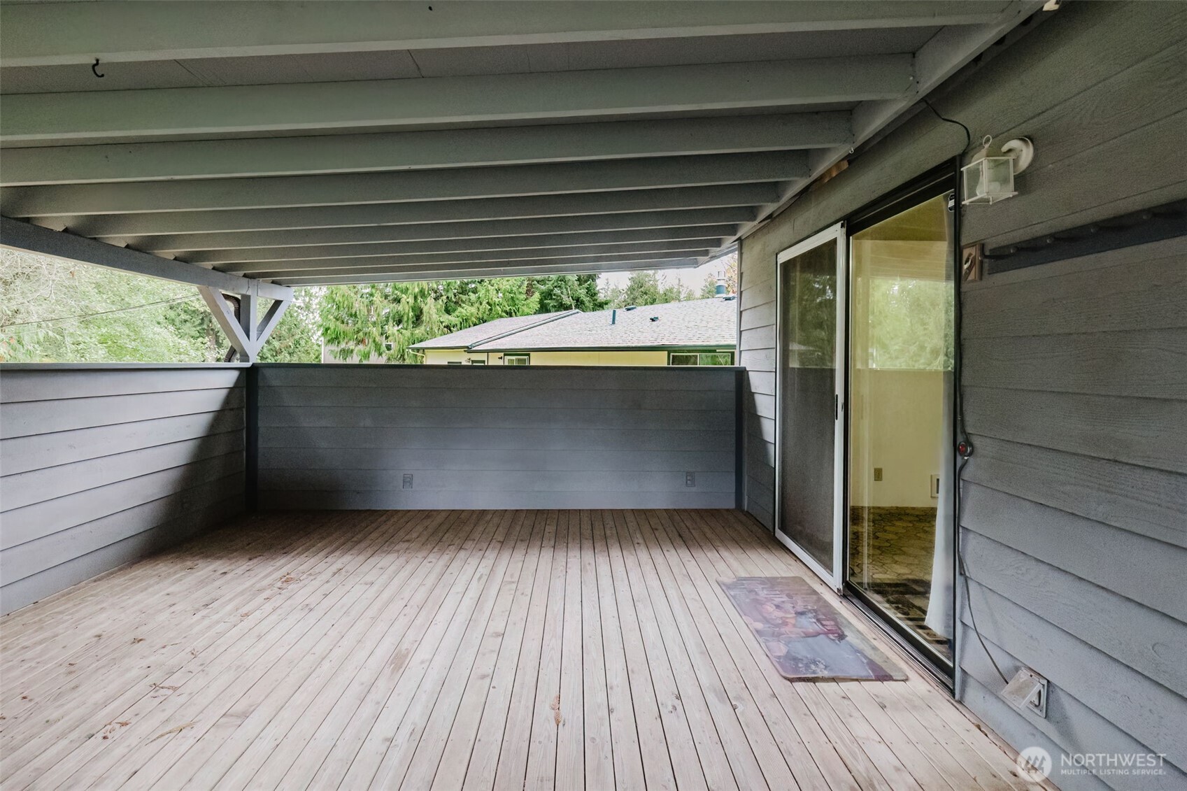 7600 Sandy Way NE, Poulsbo, WA 98370