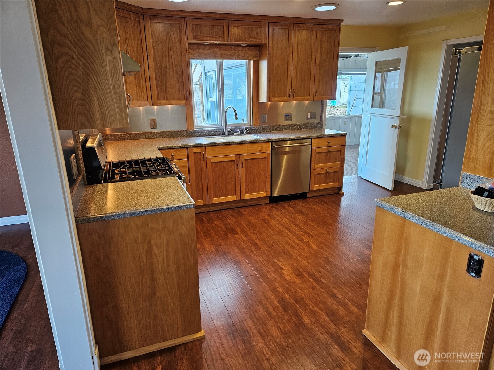 52 Libby Street , Sequim, WA 98382