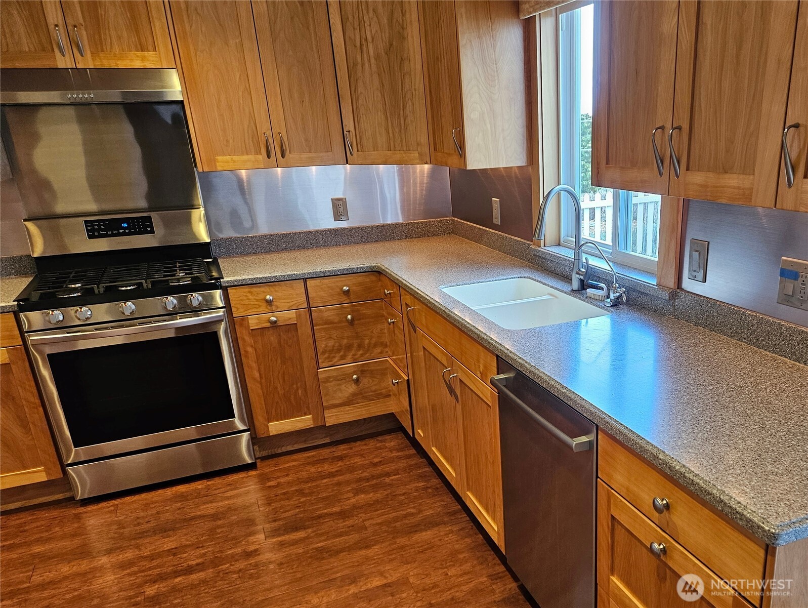 52 Libby Street , Sequim, WA 98382