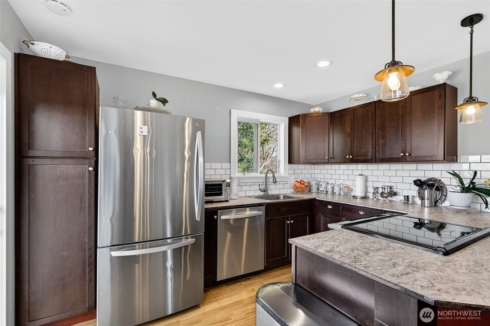 33612 J Place , Ocean Park, WA 98640