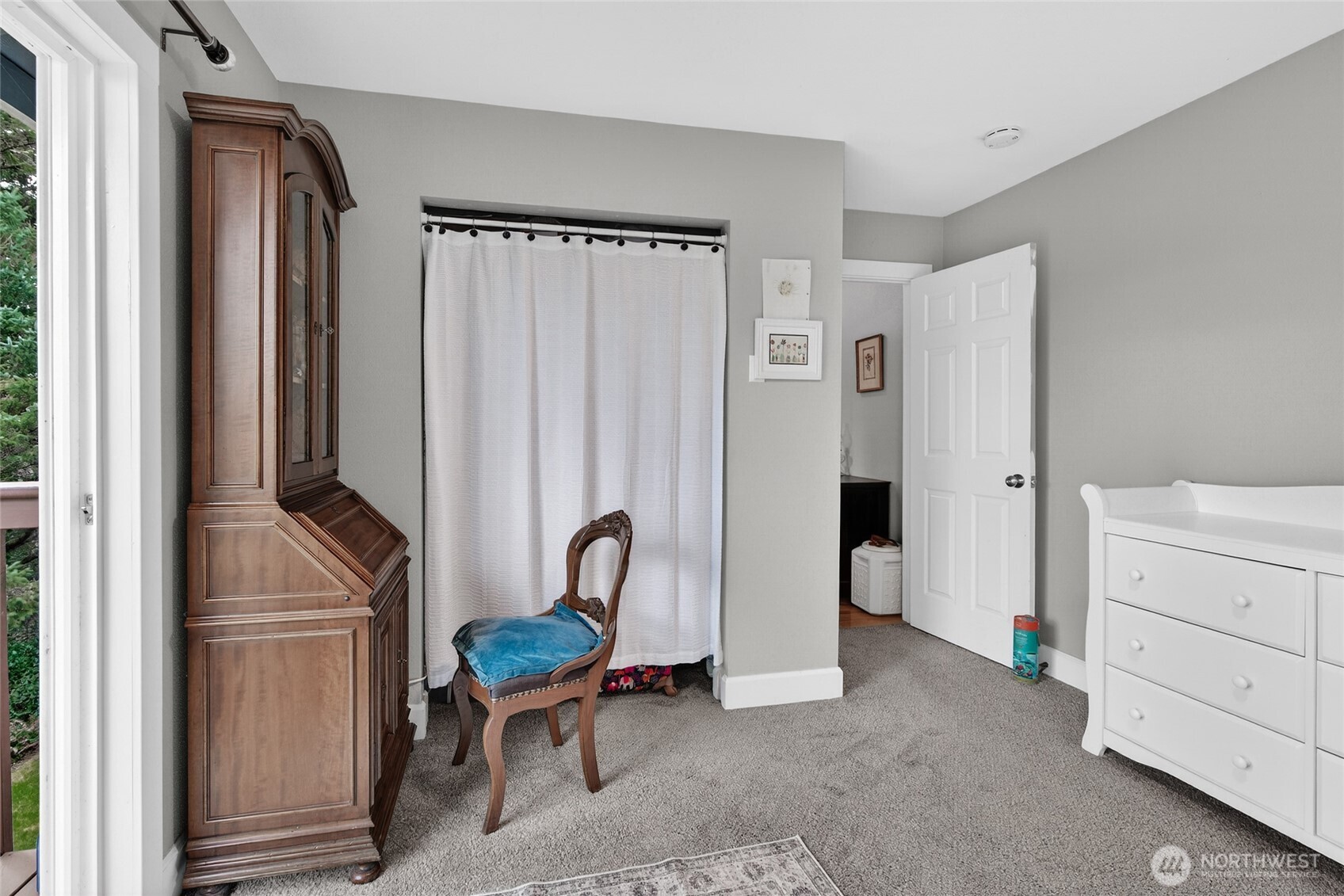 33612 J Place , Ocean Park, WA 98640