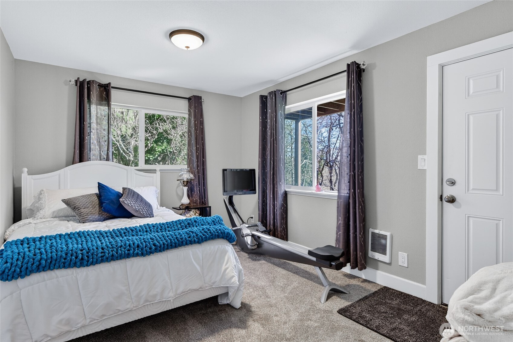 33612 J Place , Ocean Park, WA 98640