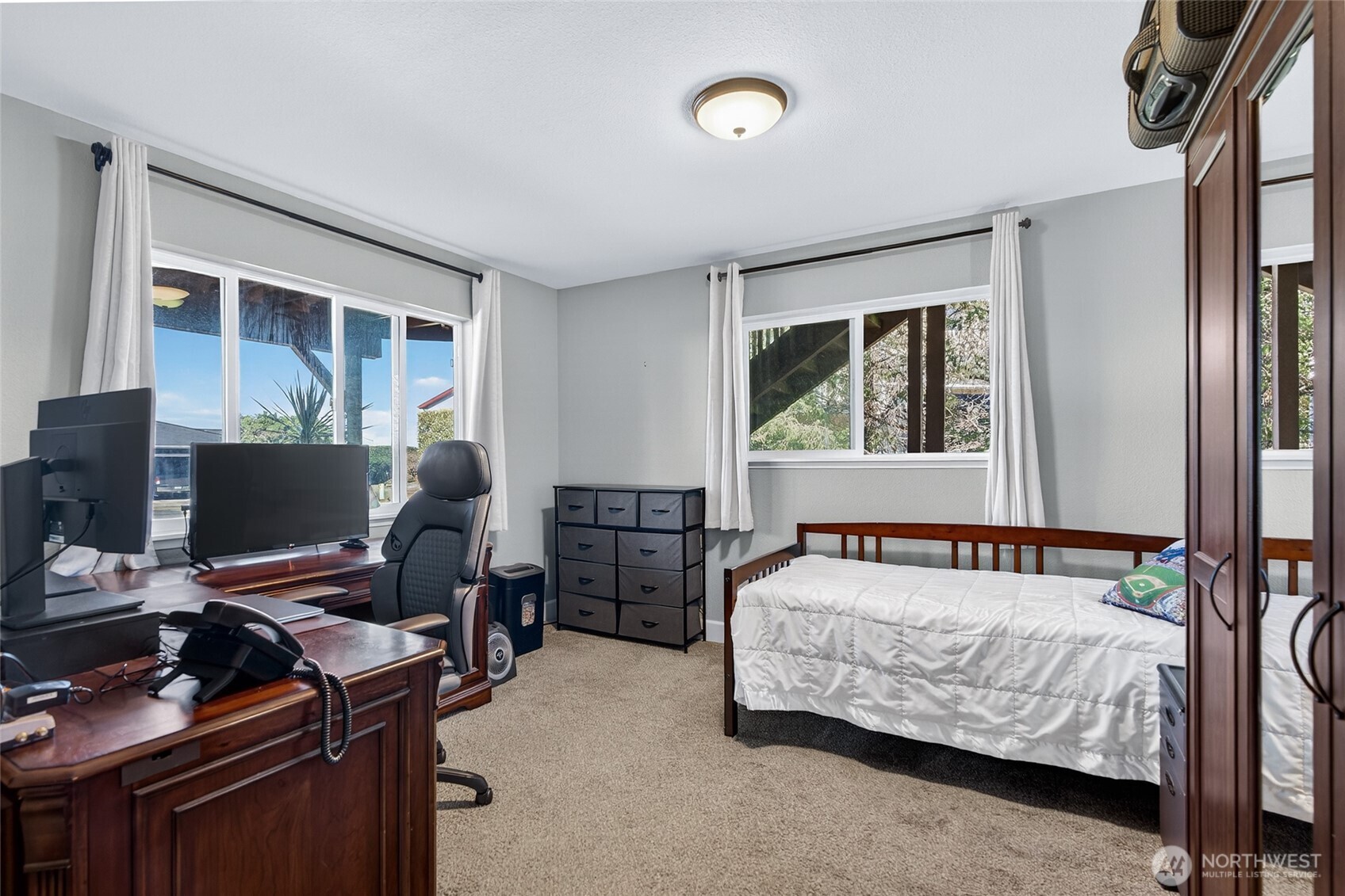 33612 J Place , Ocean Park, WA 98640