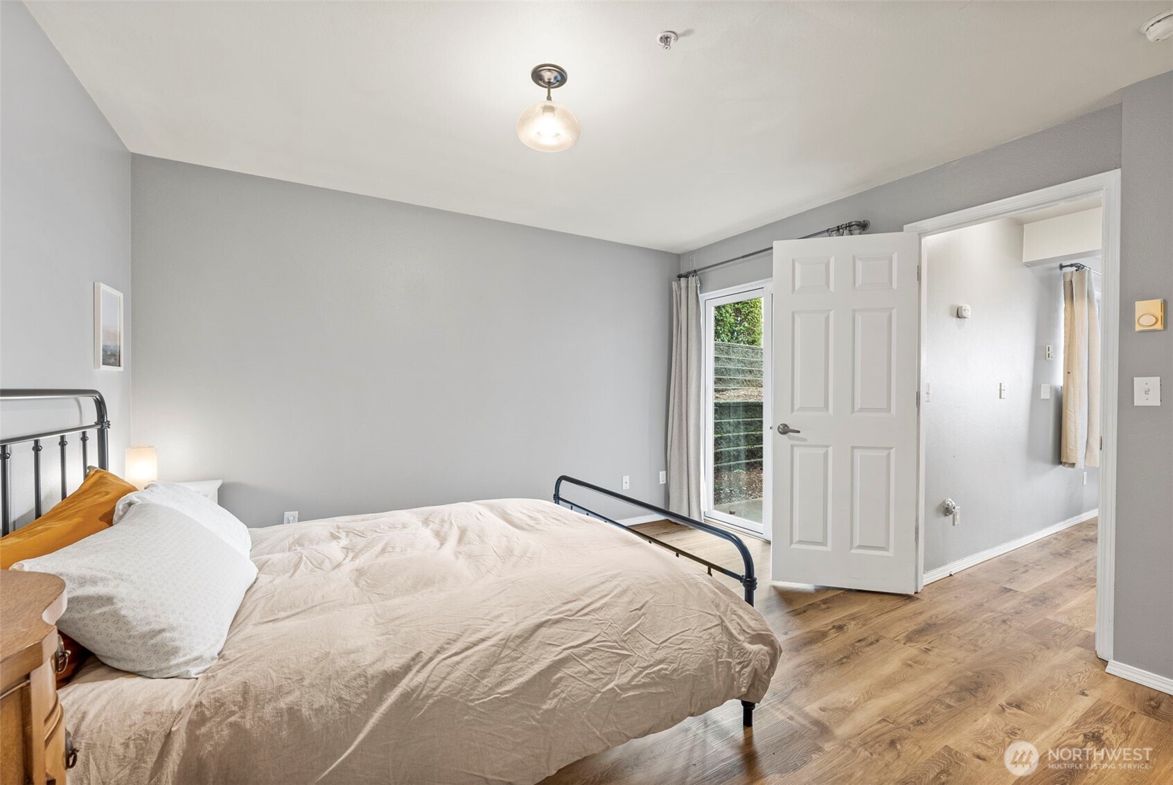 218 Broadway #5, Tacoma, WA 98402