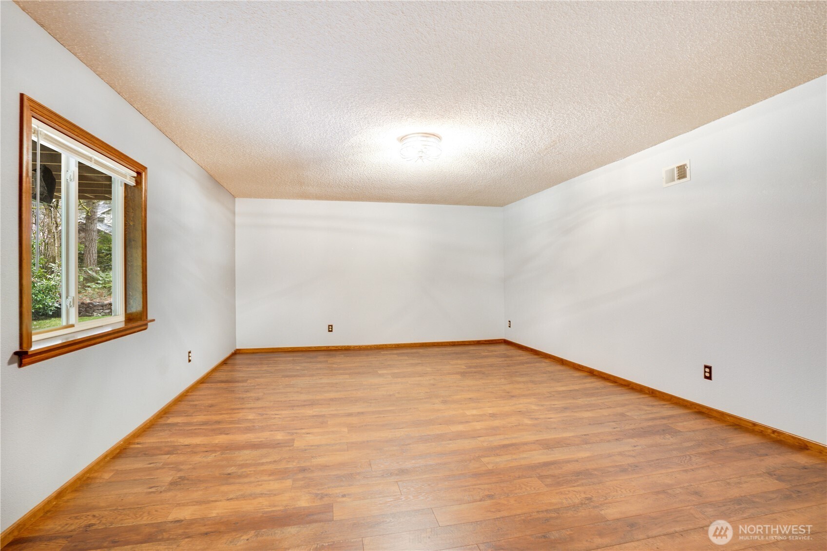 5413 43rd Avenue NW, Gig Harbor, WA 98335