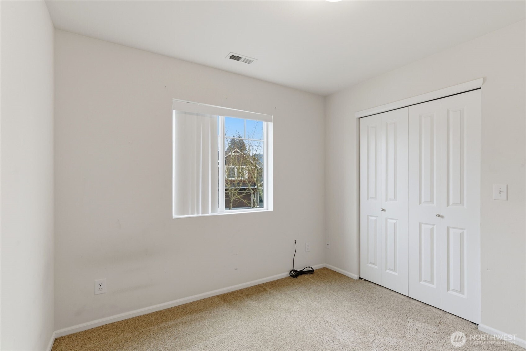 4244 E Roosevelt Avenue , Tacoma, WA 98404