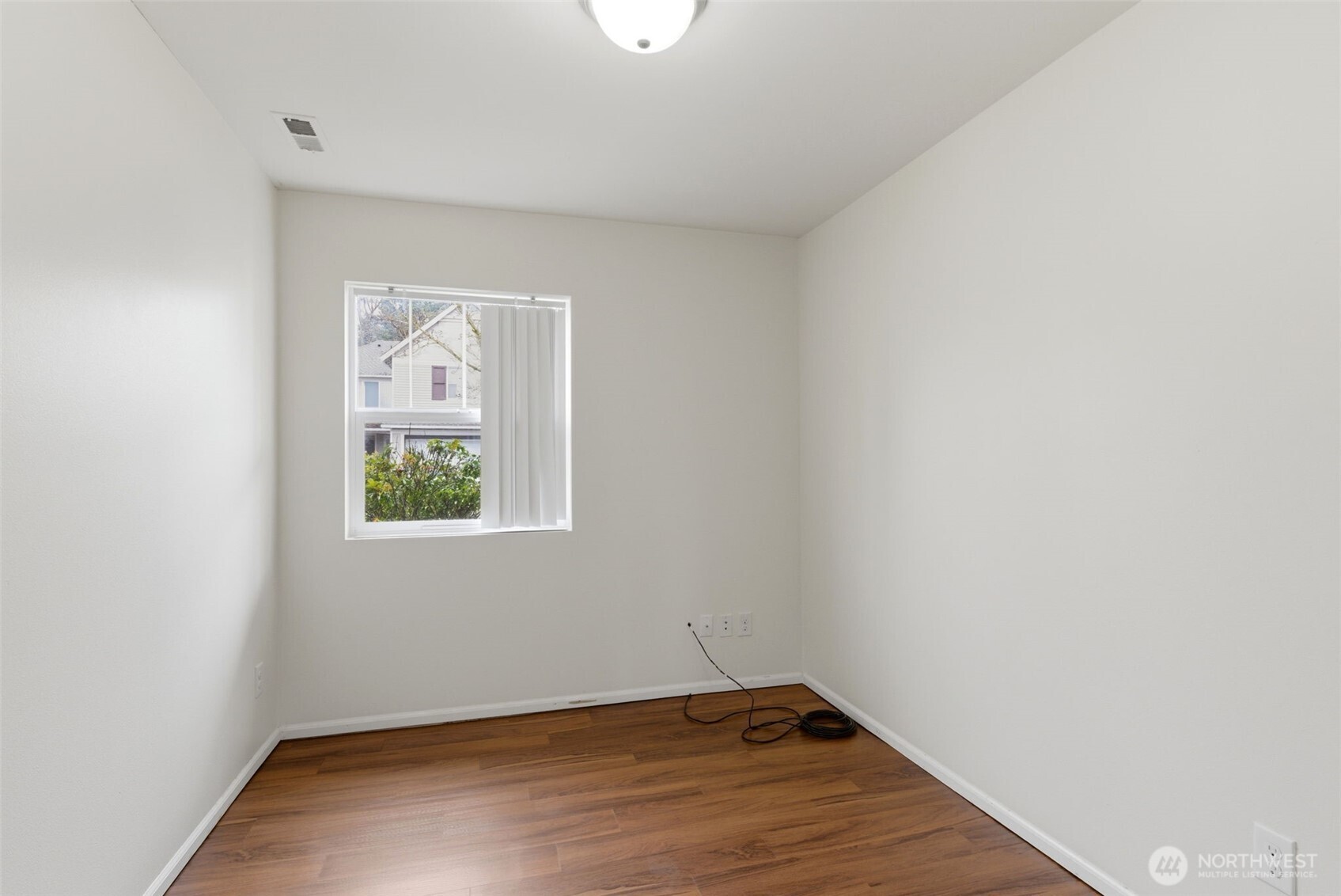 4244 E Roosevelt Avenue , Tacoma, WA 98404