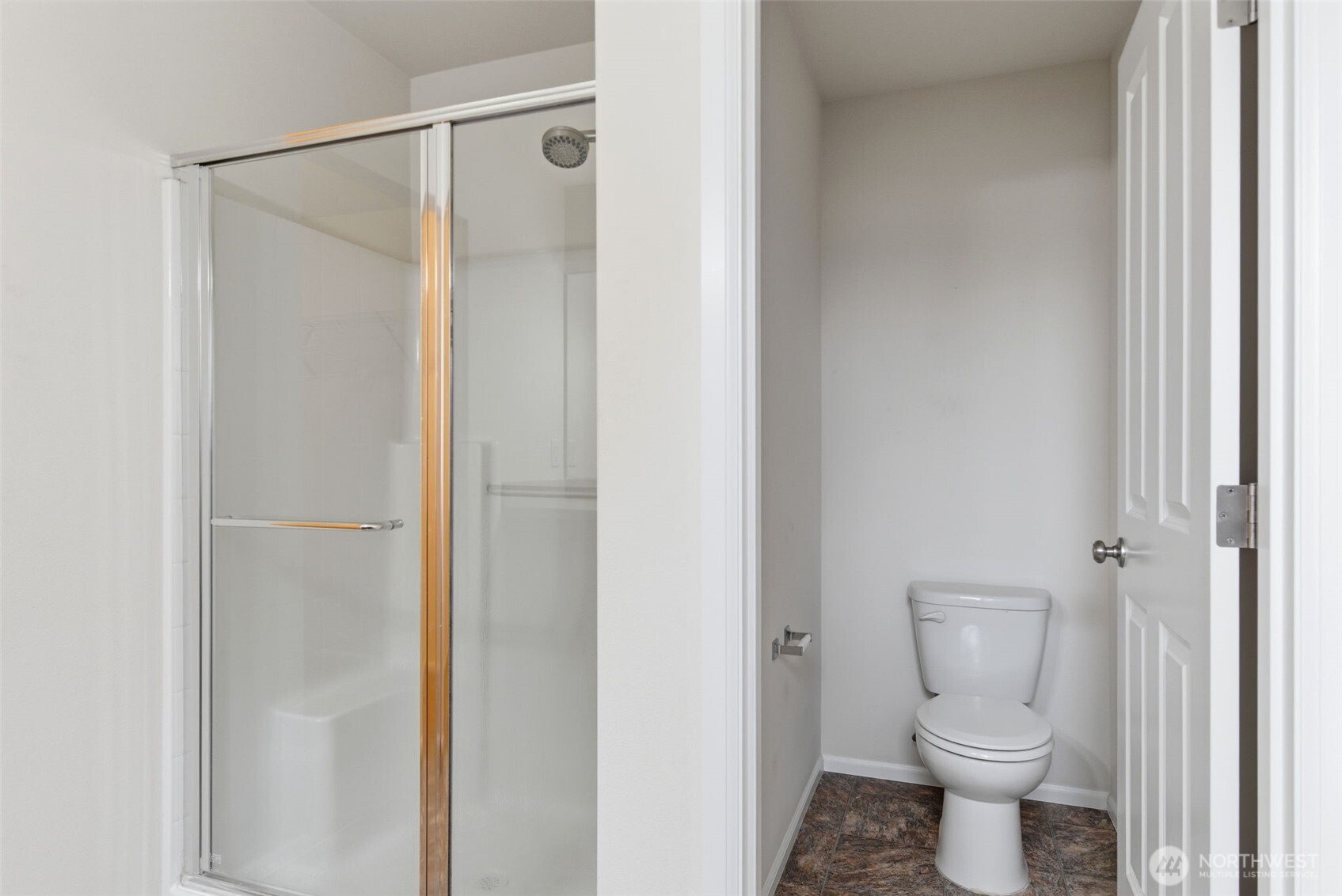 4244 E Roosevelt Avenue , Tacoma, WA 98404