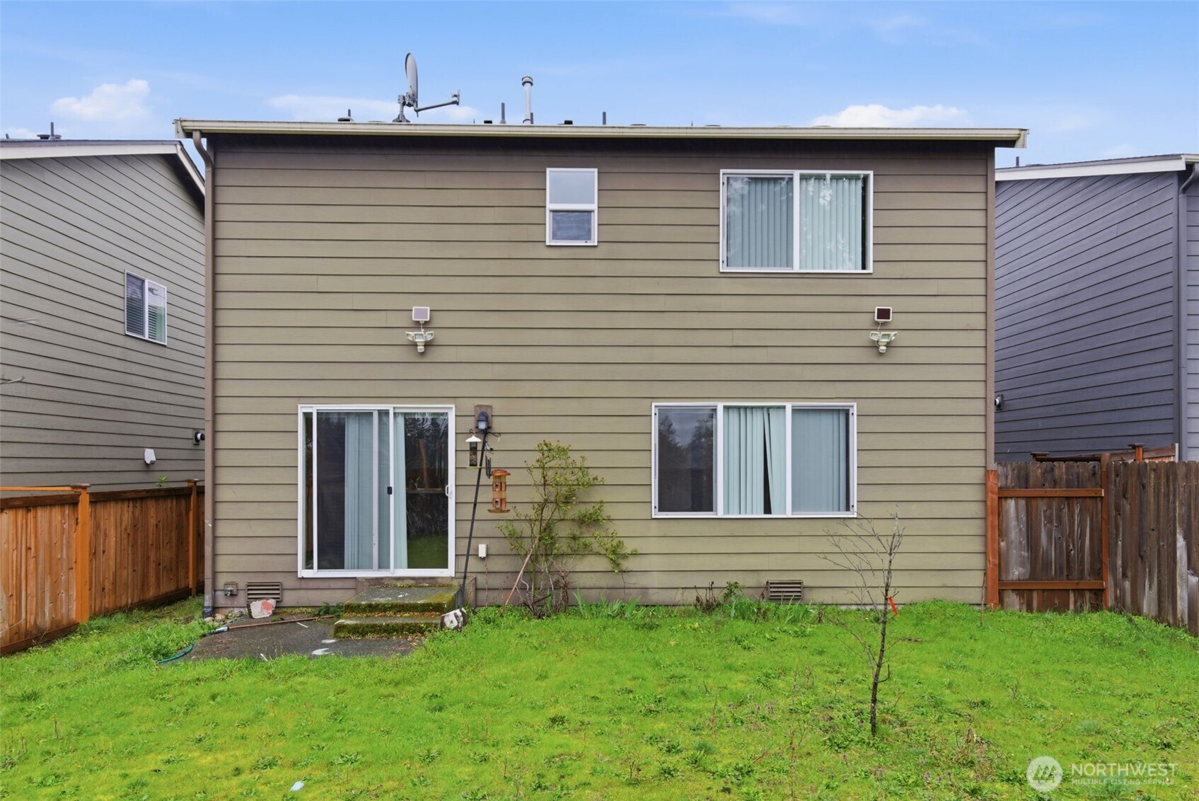4244 E Roosevelt Avenue , Tacoma, WA 98404