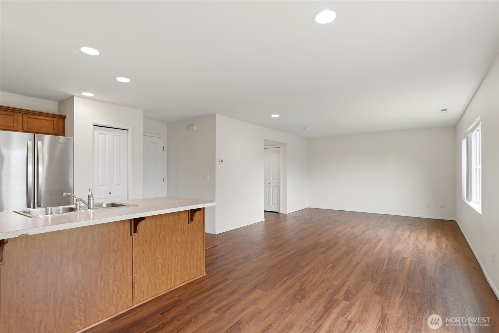 4244 E Roosevelt Avenue , Tacoma, WA 98404