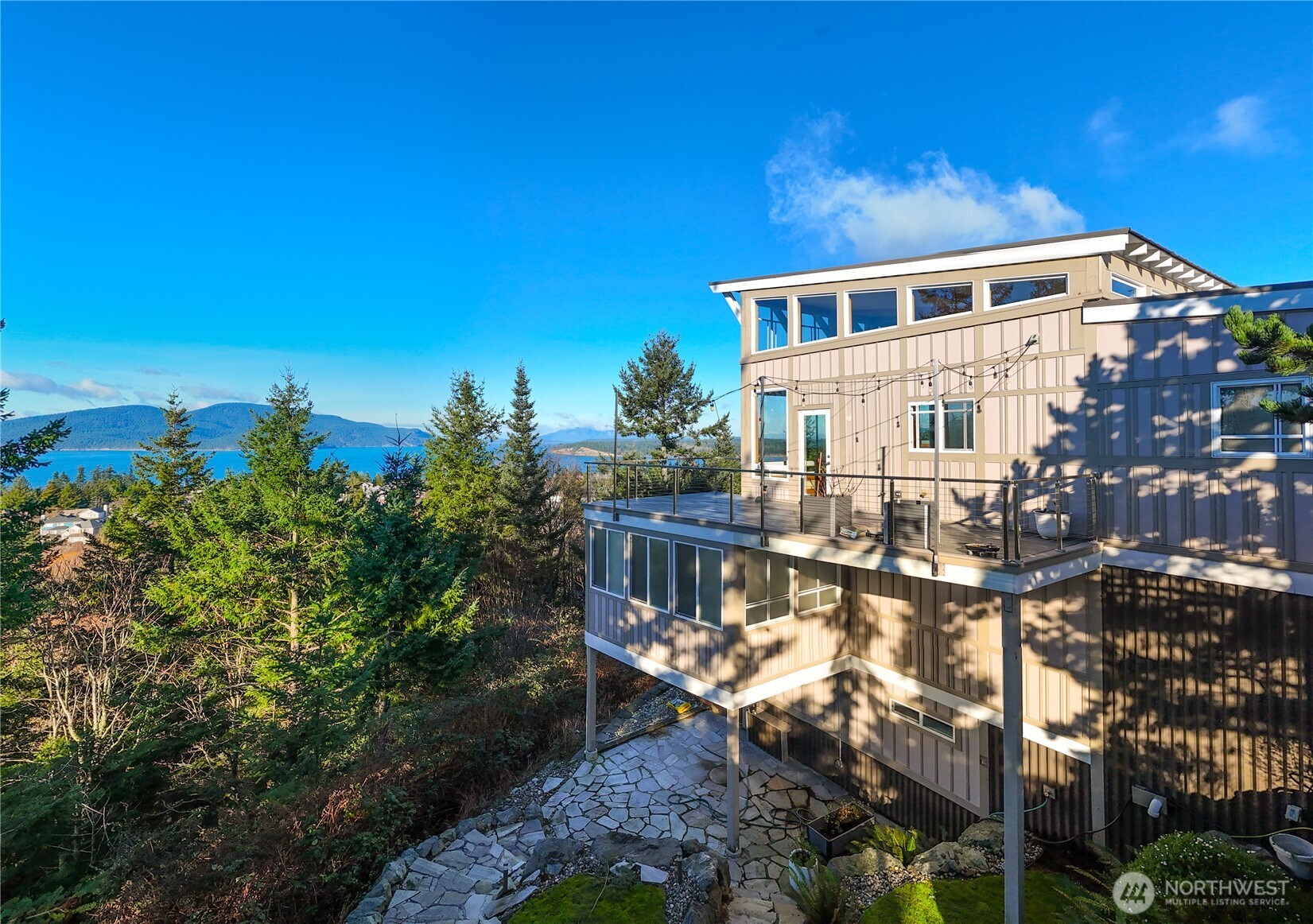 2020 Kansas Avenue , Anacortes, WA 98221