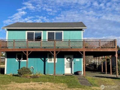 32914 G Street , Ocean Park, WA 98640