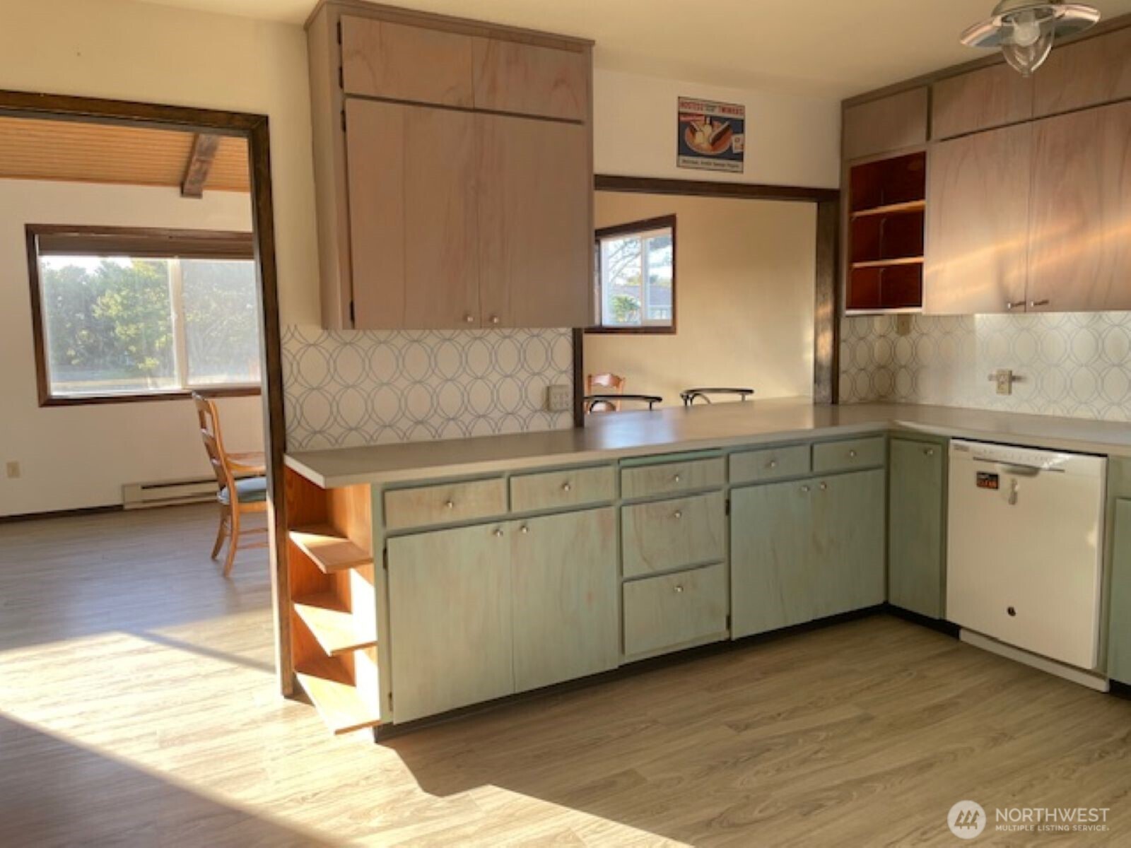 32914 G Street , Ocean Park, WA 98640